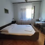 4 Bedrooms 50-70m To The Sea Until 11 People Apartman Dramalj