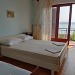 Lejlighed 4 Bedrooms 50-70m To The Sea Until 11 People Dramalj