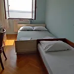 4 Bedrooms 50-70m To The Sea Until 11 People *