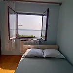 Lejlighed 4 Bedrooms 50-70m To The Sea Until 11 People *