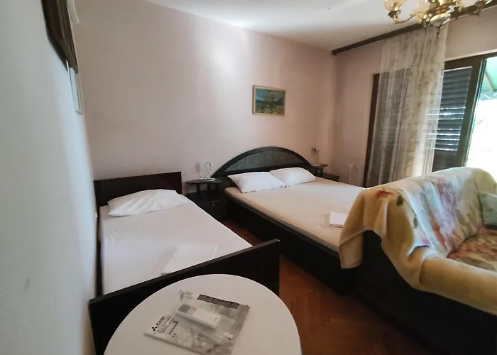 4 Bedrooms 50-70m To The Sea Until 11 People Appartamento *
