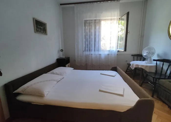 4 Bedrooms 50-70m To The Sea Until 11 People Dramalj