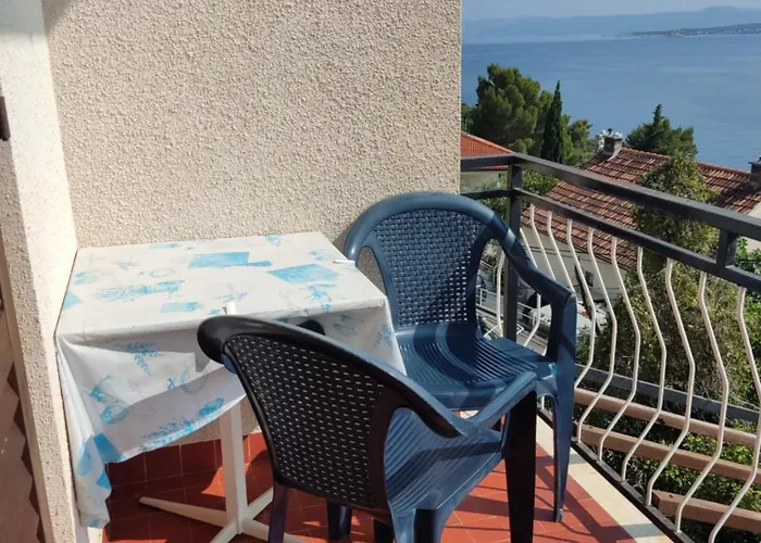 4 Bedrooms 50-70m To The Sea Until 11 People *
