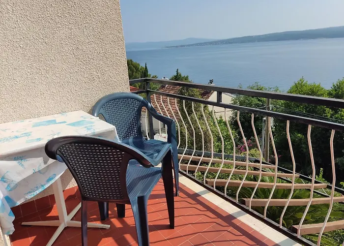 4 Bedrooms 50-70m To The Sea Until 11 People Appartamento