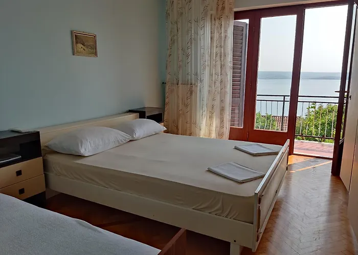 Appartamento 4 Bedrooms 50-70m To The Sea Until 11 People Dramalj