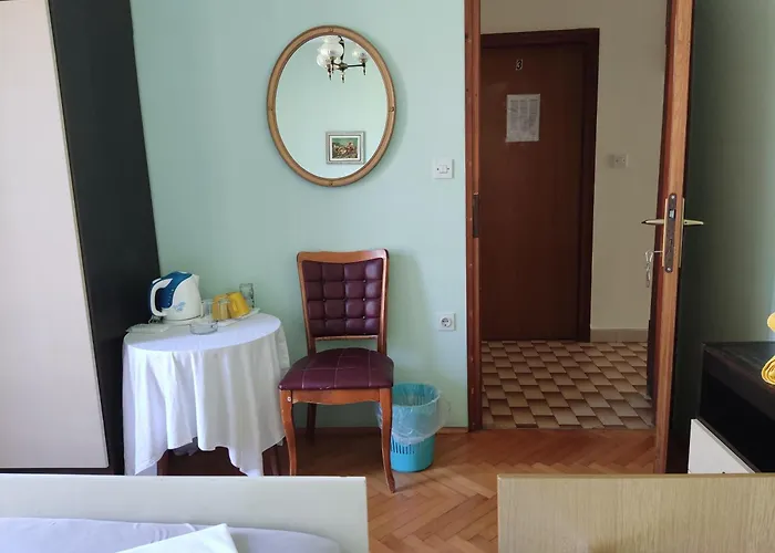 4 Bedrooms 50-70m To The Sea Until 11 People * Dramalj