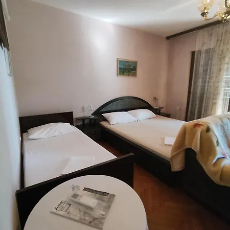 Approx 50-70M To Sea Apartment Dramalj 4 Bedrooms 4-10 People Apartment *