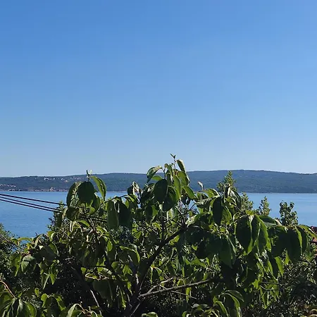 Apartment Approx 50-70M To Sea Apartment Dramalj 4 Bedrooms 4-10 People *