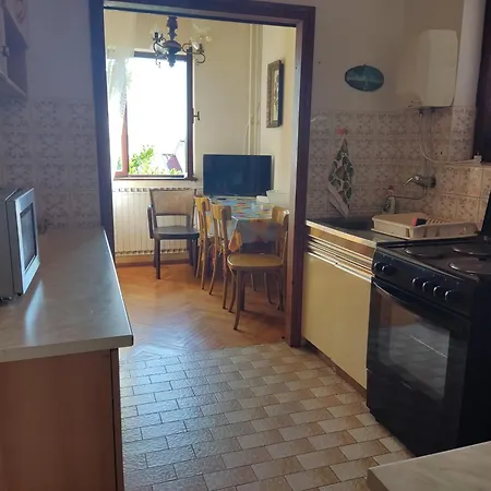 Approx 50-70M To Sea Apartment Dramalj 4 Bedrooms 4-10 People *