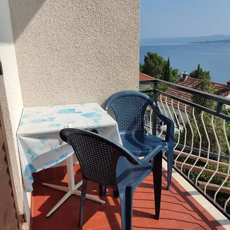 Approx 50-70M To Sea Apartment Dramalj 4 Bedrooms 4-10 People *