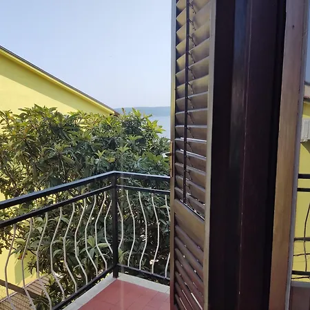 Approx 50-70M To Sea Apartment Dramalj 4 Bedrooms 4-10 People Dramalj