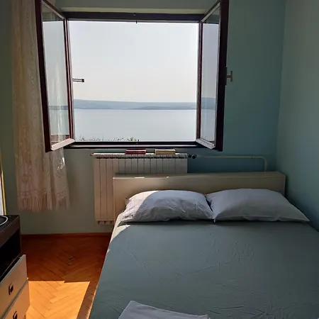 Apartment Approx 50-70M To Sea Apartment Dramalj 4 Bedrooms 4-10 People