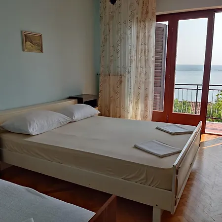 Apartment Approx 50-70M To Sea Apartment Dramalj 4 Bedrooms 4-10 People Dramalj