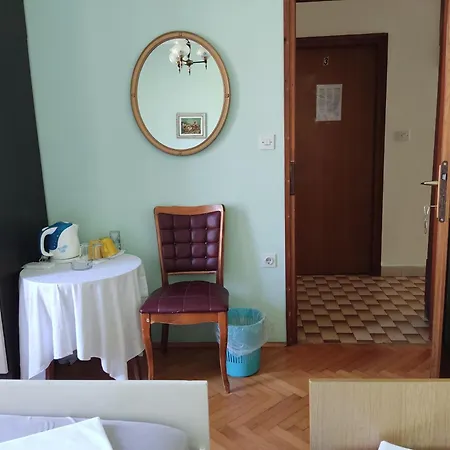 Approx 50-70M To Sea Apartment Dramalj 4 Bedrooms 4-10 People * Dramalj