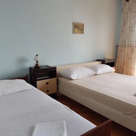 Approx 50-70M To Sea Apartment Dramalj 4 Bedrooms 4-10 People Apartment