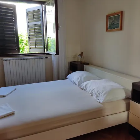 Approx 50-70M To Sea Apartment Dramalj 4 Bedrooms 4-10 People Dramalj